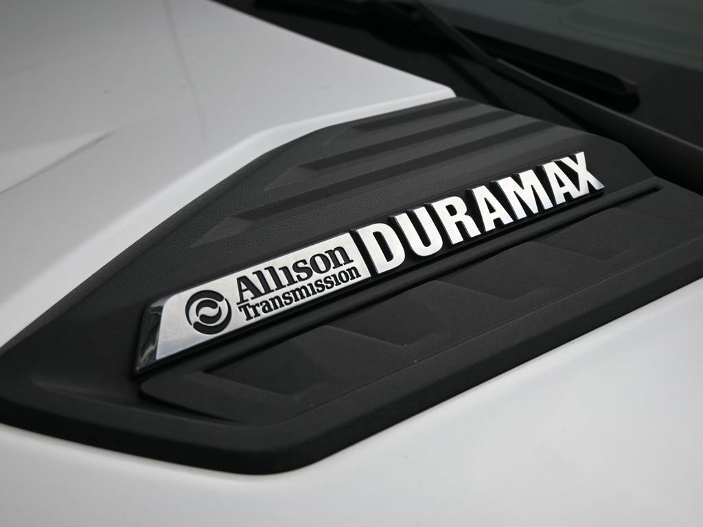 Used 2024 Chevrolet Silverado 2500 LTZ image 31