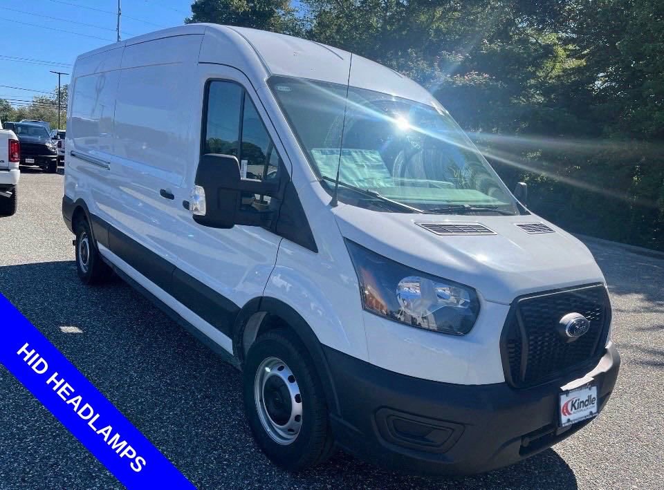 New 2025 Ford Transit 250 148 Medium Roof w/ Load Area Protection Package image 4
