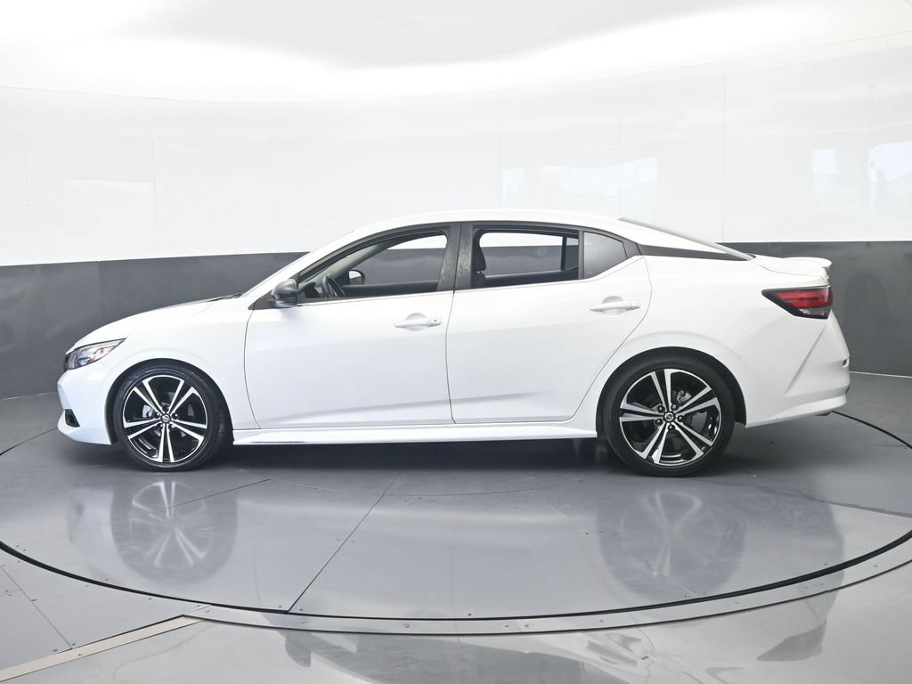 Used 2020 Nissan Sentra SR w/ Electronics Package FWD image 3