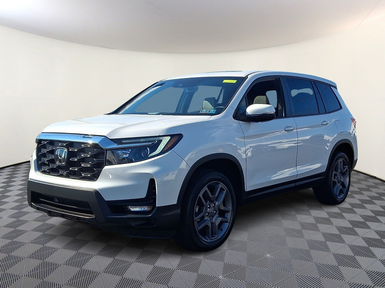 Used 2023 Honda Passport EX-L image 3