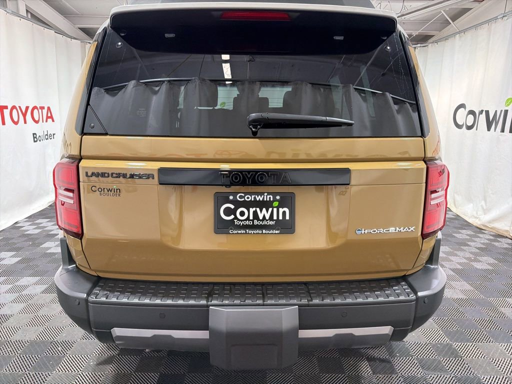 Used 2024 Toyota Land Cruiser image 5