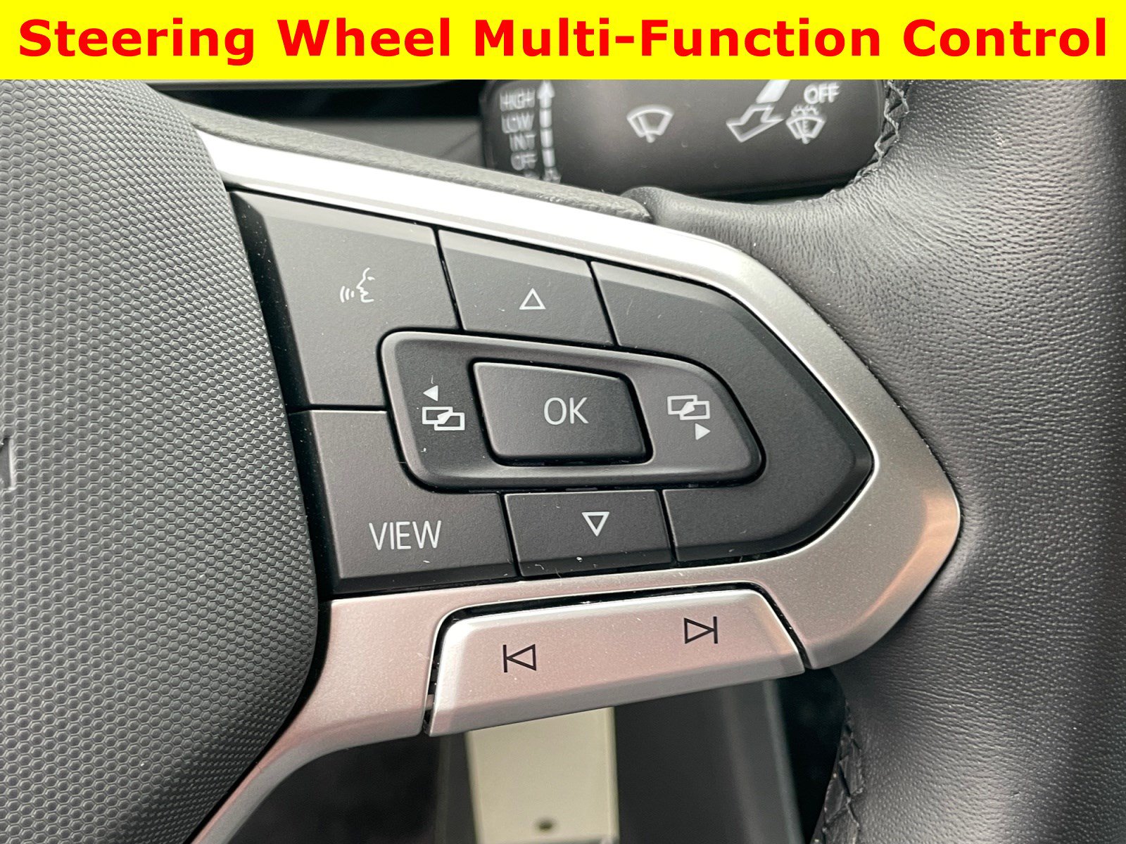 Used 2025 Volkswagen Jetta Sport FWD image 23
