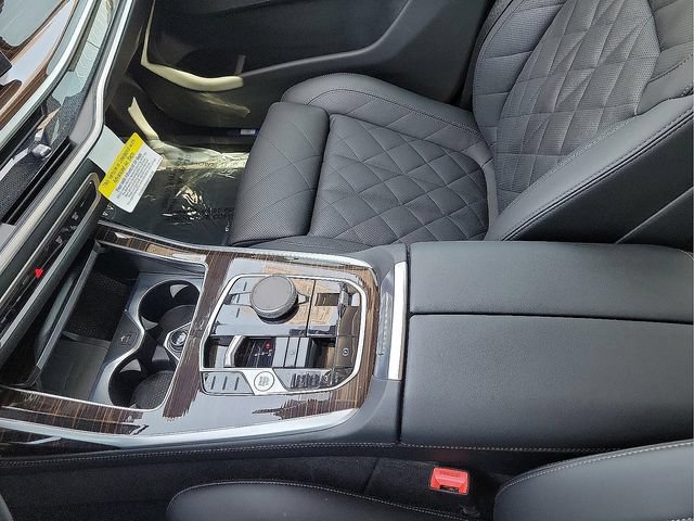 Certified 2026 BMW X7 xDrive40i AWD/4WD image 30