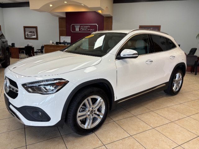 Used 2023 Mercedes-Benz GLA 250 4MATIC w/ Premium Package image 3