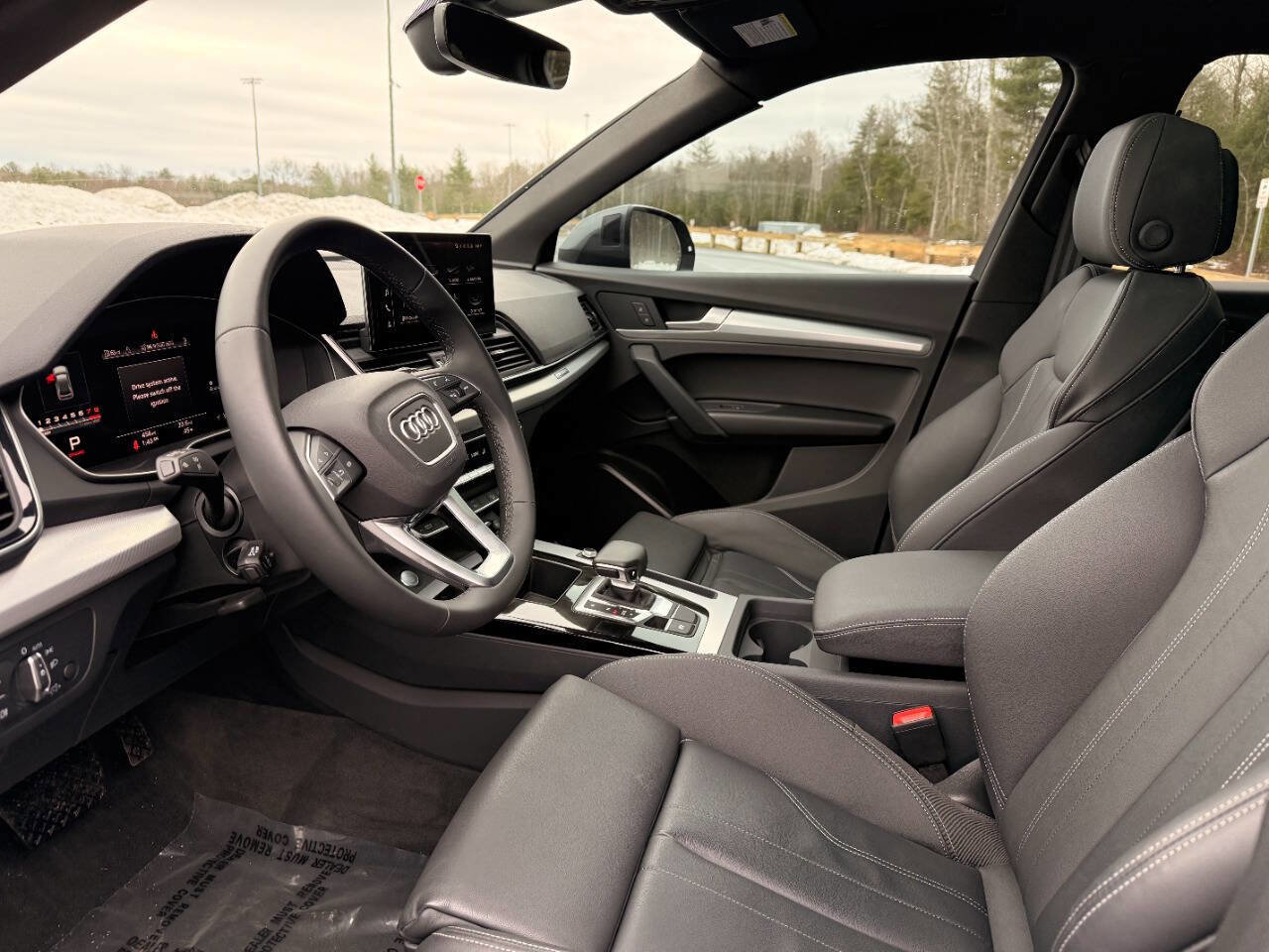 Used 2024 Audi Q5 2.0T Premium w/ Summer of Audi Package image 9