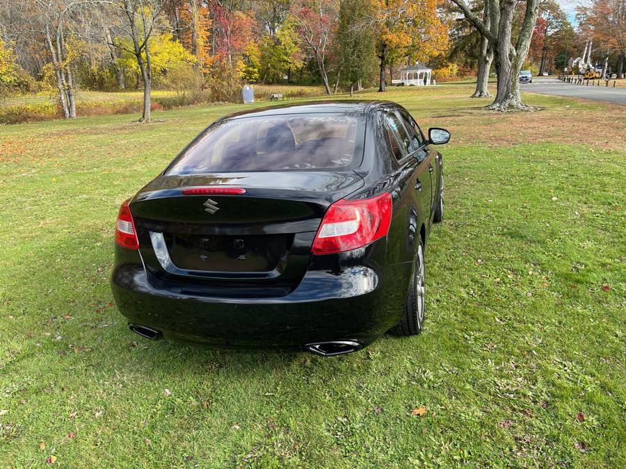 Used 2010 Suzuki Kizashi GTS FWD image 23