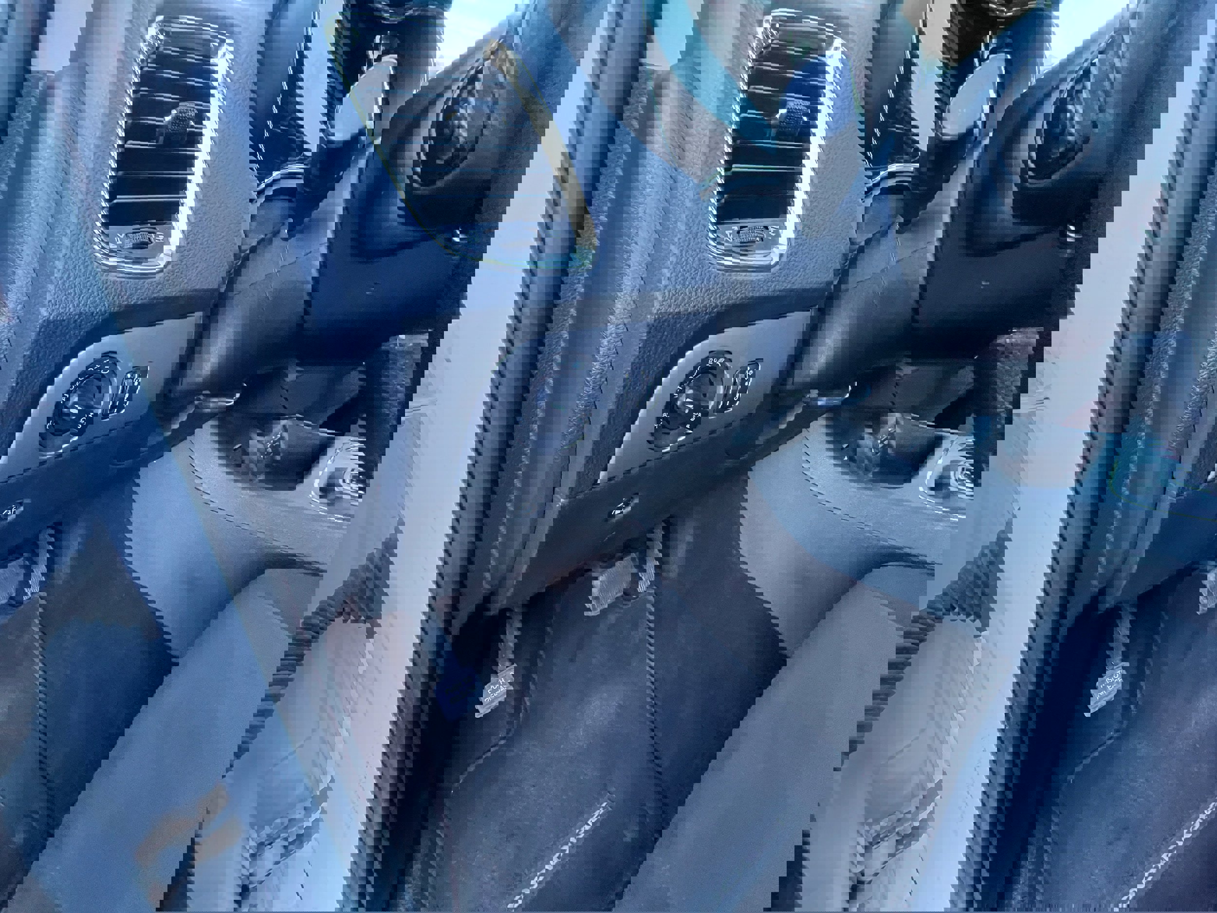 Used 2017 Dodge Durango SXT w/ Quick Order Package 23B image 14