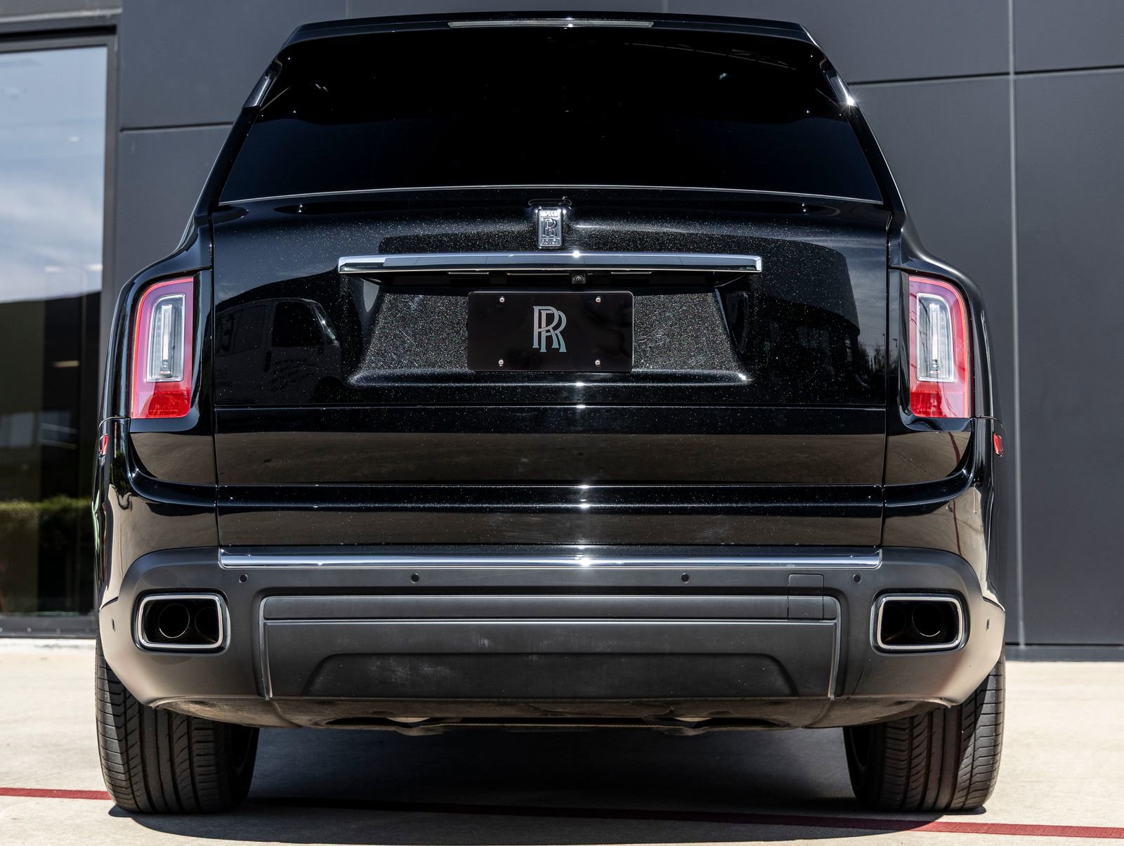 Certified 2023 Rolls-Royce Cullinan image 10