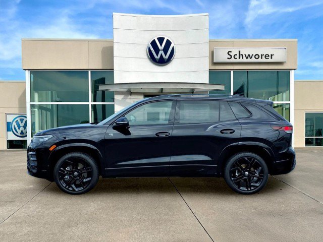 New 2026 Volkswagen Tiguan SE R-Line