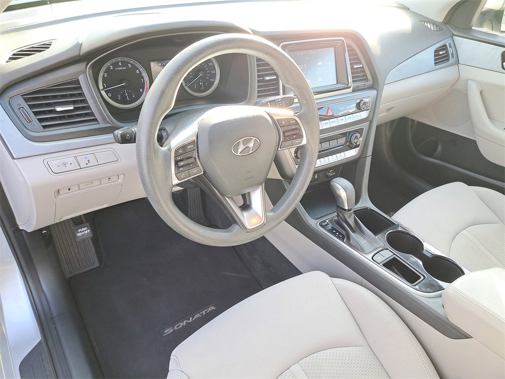 Used 2018 Hyundai Sonata SE image 17