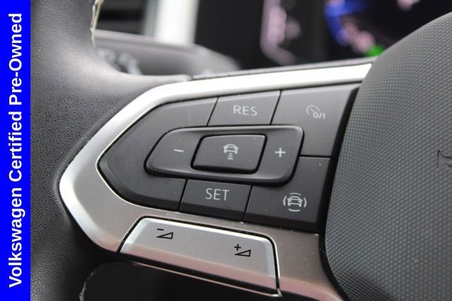 Used 2023 Volkswagen Atlas Cross Sport SE w/ Black Wheel Package AWD/4WD image 29