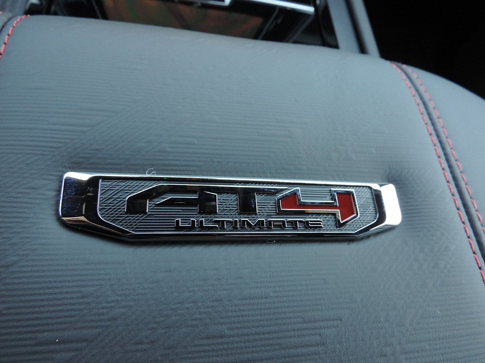 New 2026 GMC Yukon XL AT4 Ultimate w/ LPO, Floor Liner Package AWD/4WD image 24