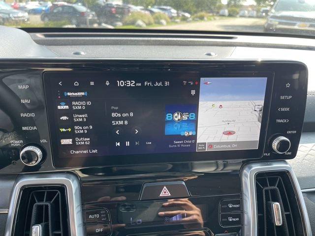 Used 2023 Kia Sorento SX AWD/4WD image 16