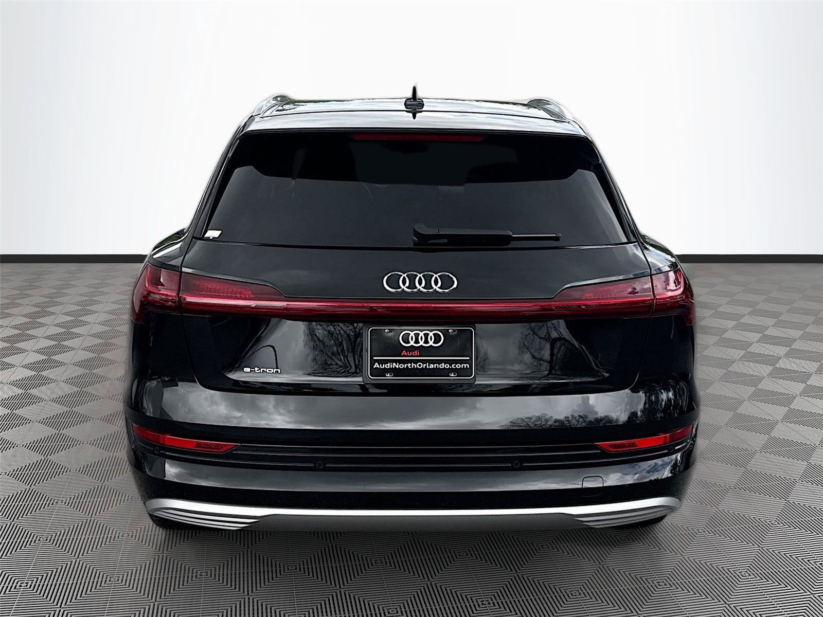 Certified 2019 Audi e-tron Premium Plus AWD/4WD image 6