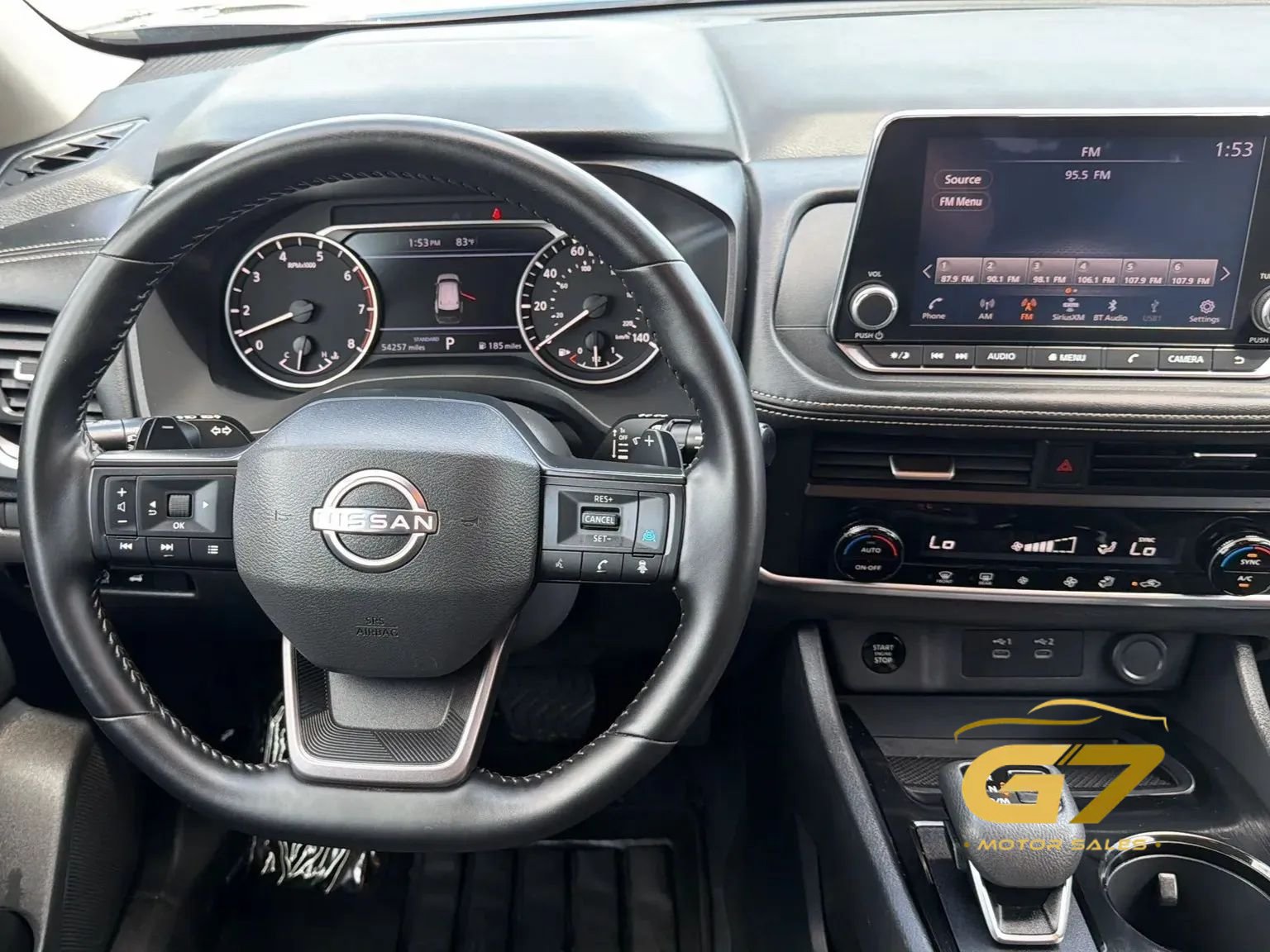 Used 2025 Nissan Rogue SV FWD image 17