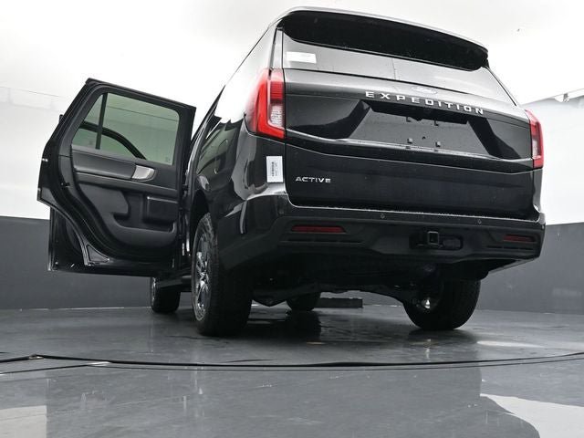 New 2025 Ford Expedition Active AWD/4WD image 38