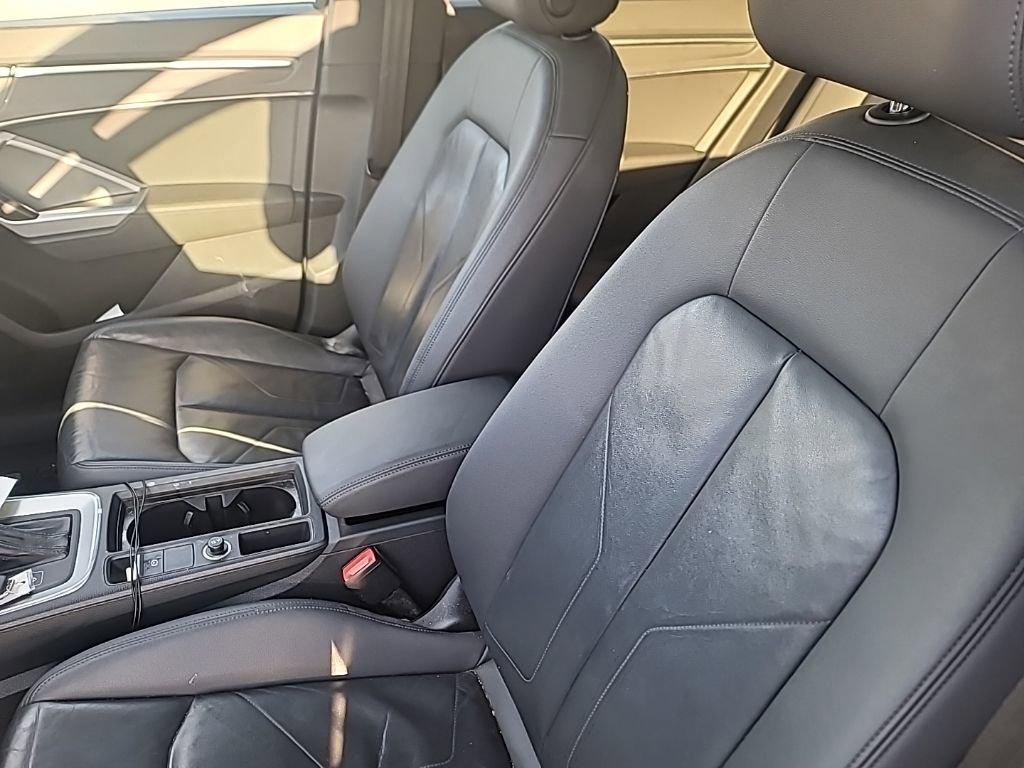Used 2020 Audi Q3 2.0T Premium w/ Convenience Package image 8