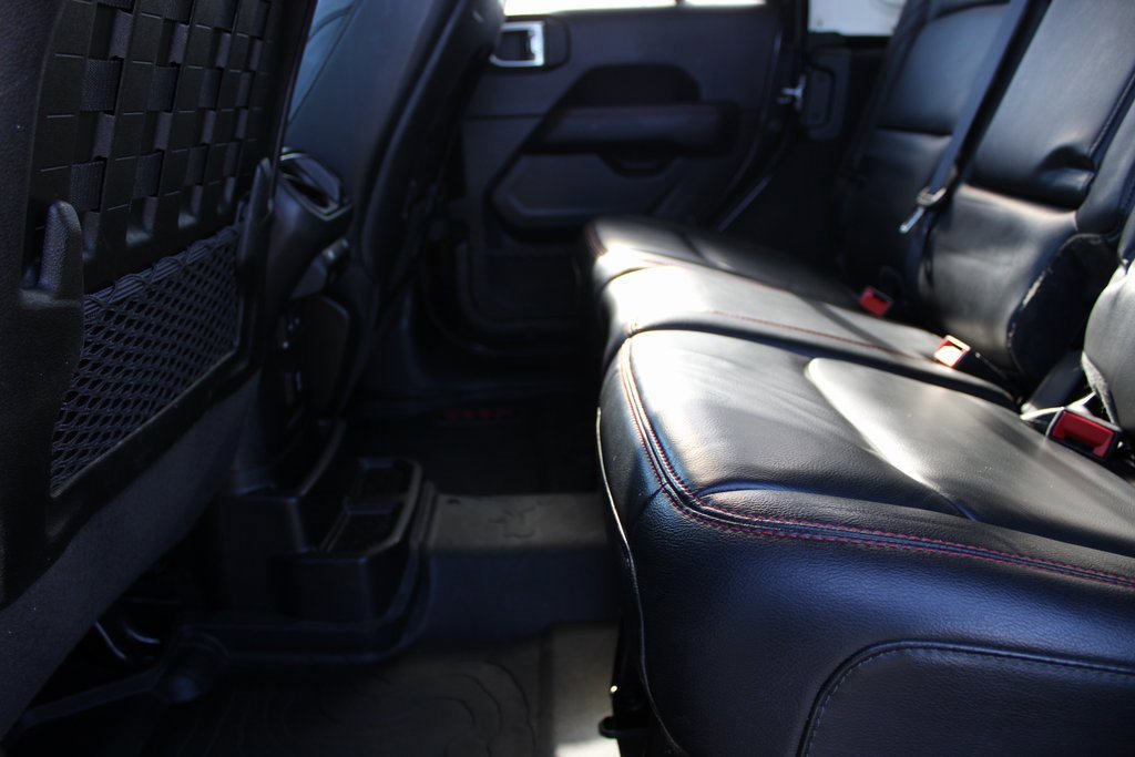 Used 2020 Jeep Wrangler Unlimited Rubicon w/ Uconnect 4C Nav & Sound Group image 29