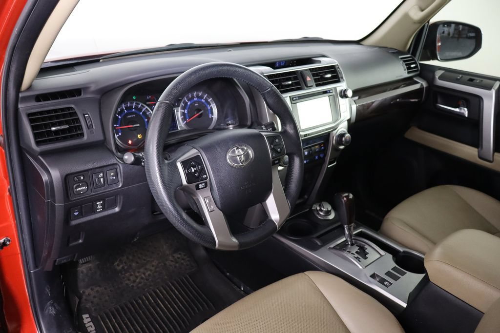 Used 2016 Toyota 4Runner Limited AWD/4WD image 26