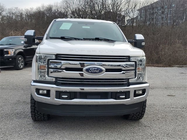 Used 2017 Ford F250 Lariat w/ Chrome Package image 2