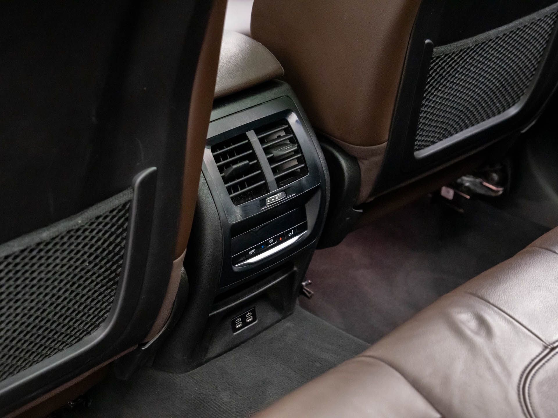 Used 2023 BMW X3 M40i w/ Premium Package image 18