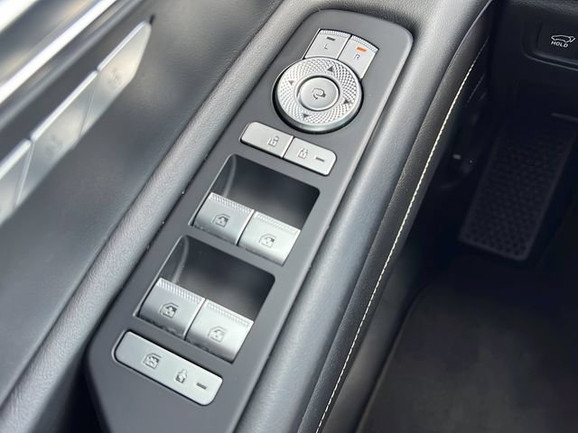 Certified 2023 Genesis GV80 2.5T AWD/4WD image 23
