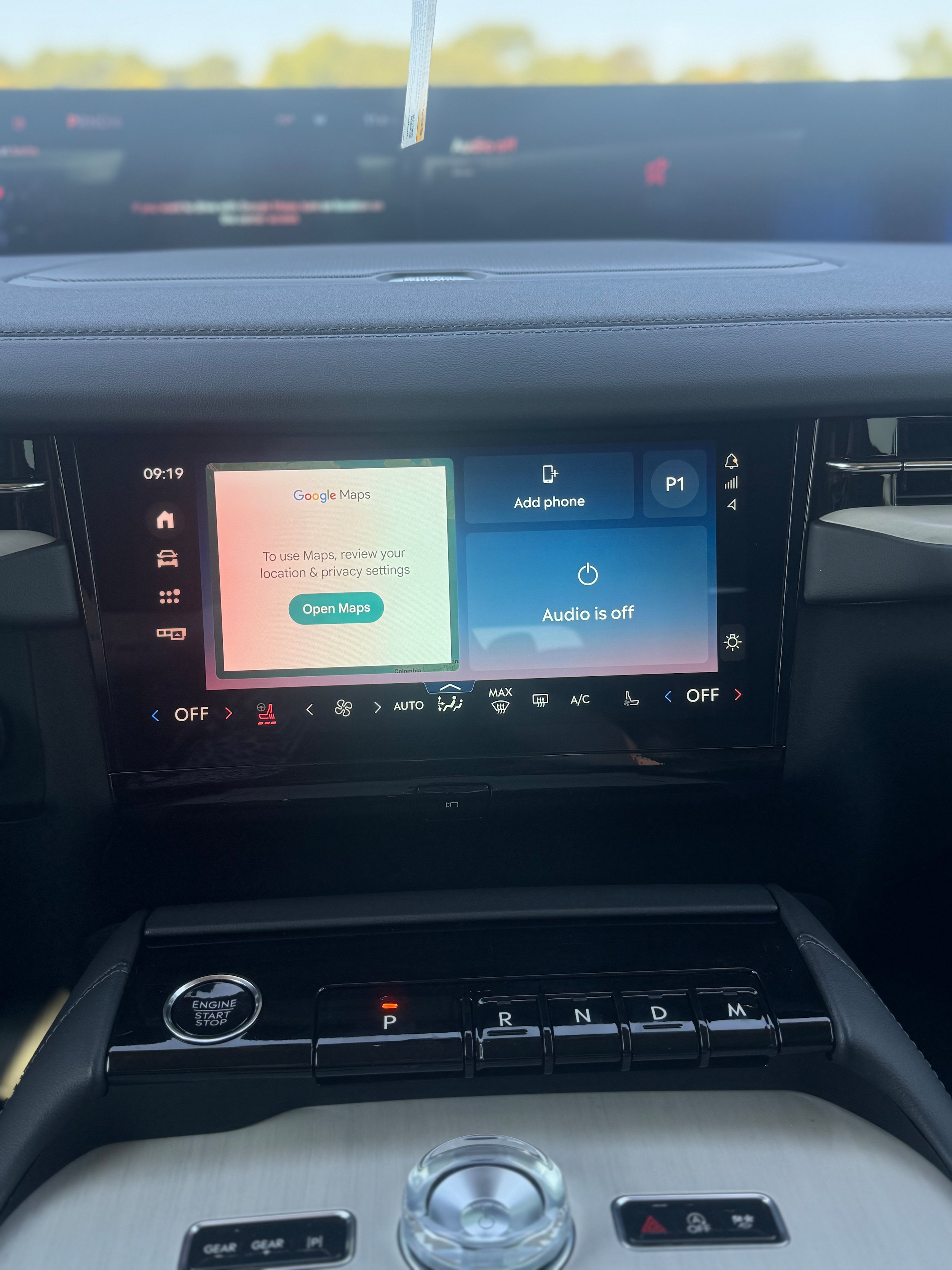 New 2025 Lincoln Navigator L Reserve AWD/4WD image 9