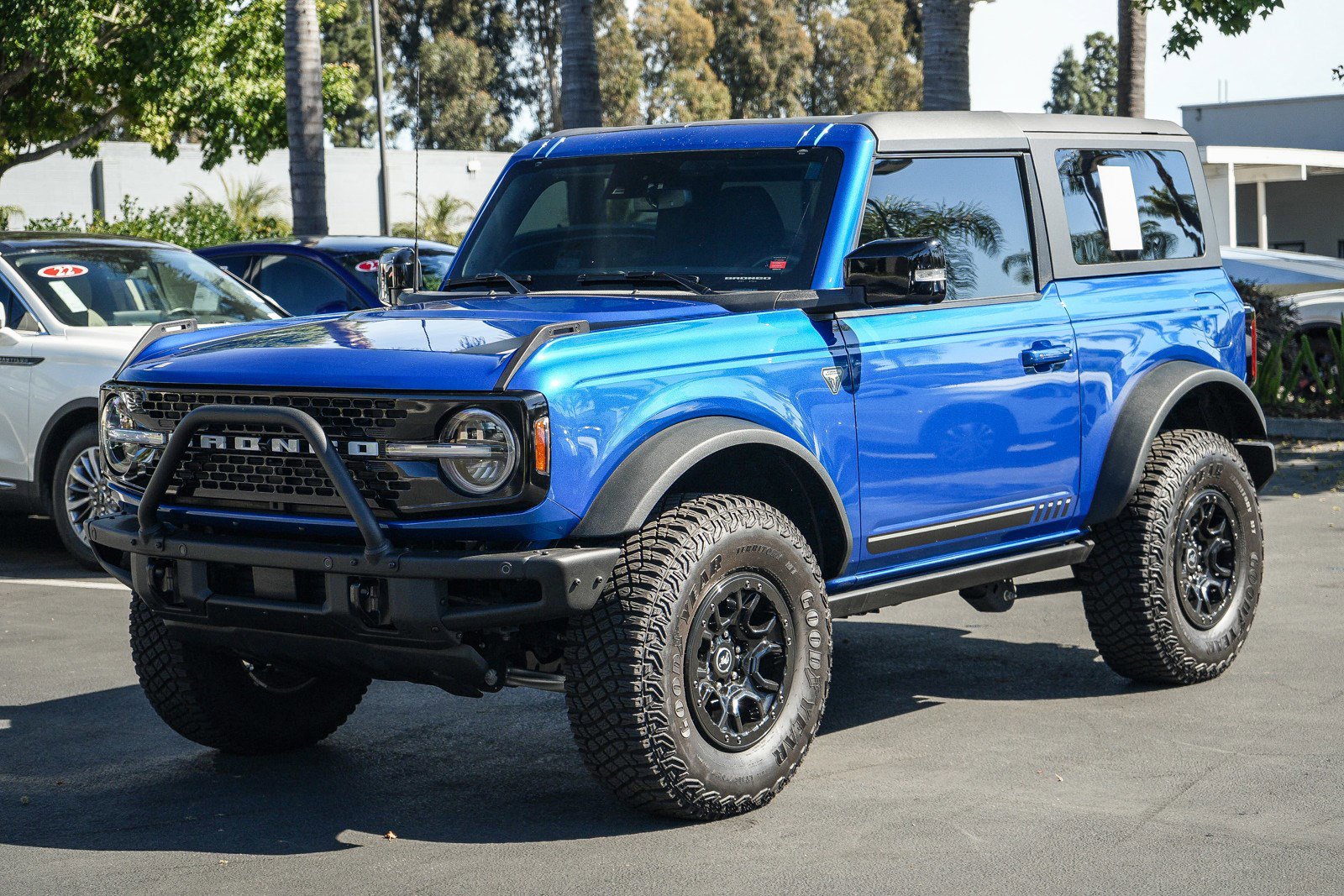 Used 2021 Ford Bronco First Edition AWD/4WD image 3