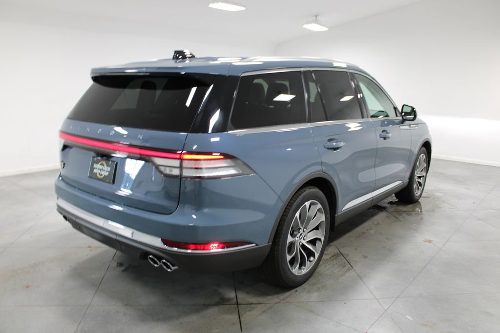 New 2025 Lincoln Aviator 2WD w/ Equipment Group 101A image 8
