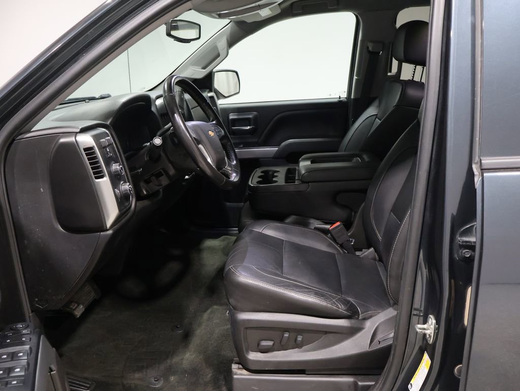 Used 2018 Chevrolet Silverado 1500 LT w/ All Star Edition image 11