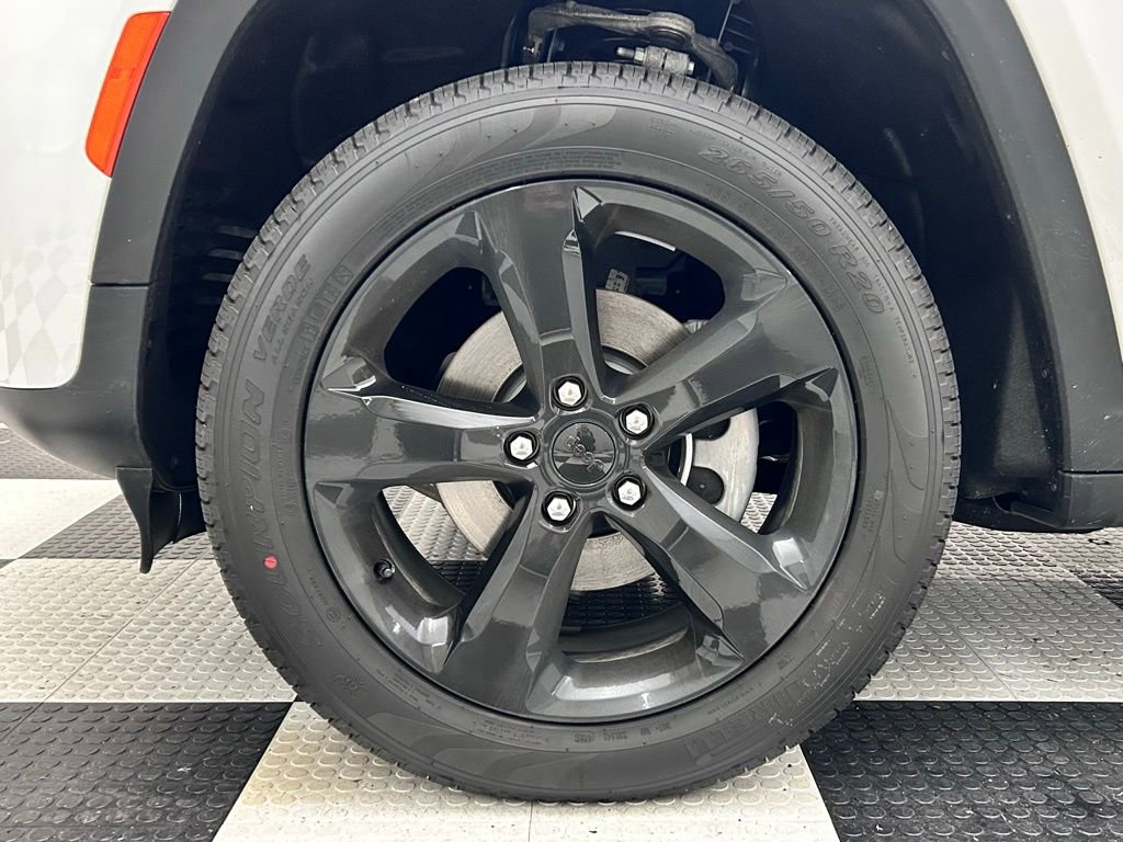 New 2026 Jeep Grand Cherokee Limited w/ Limited Altitude Package AWD/4WD image 8