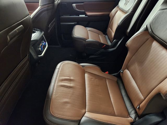 Used 2025 Ford Expedition King Ranch AWD/4WD image 27