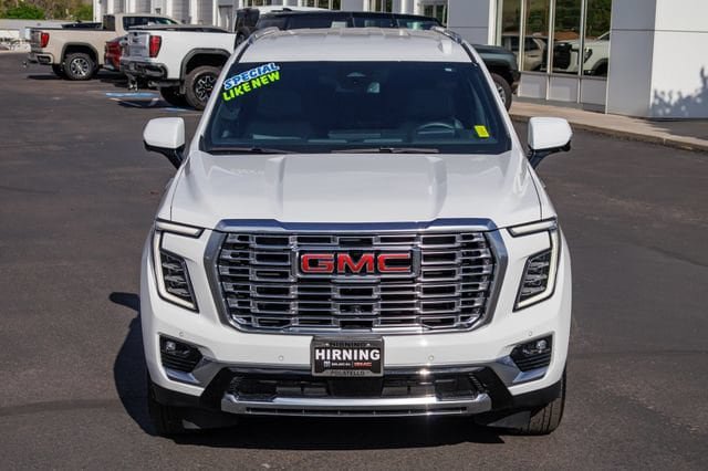 Used 2025 GMC Yukon XL Denali AWD/4WD image 33