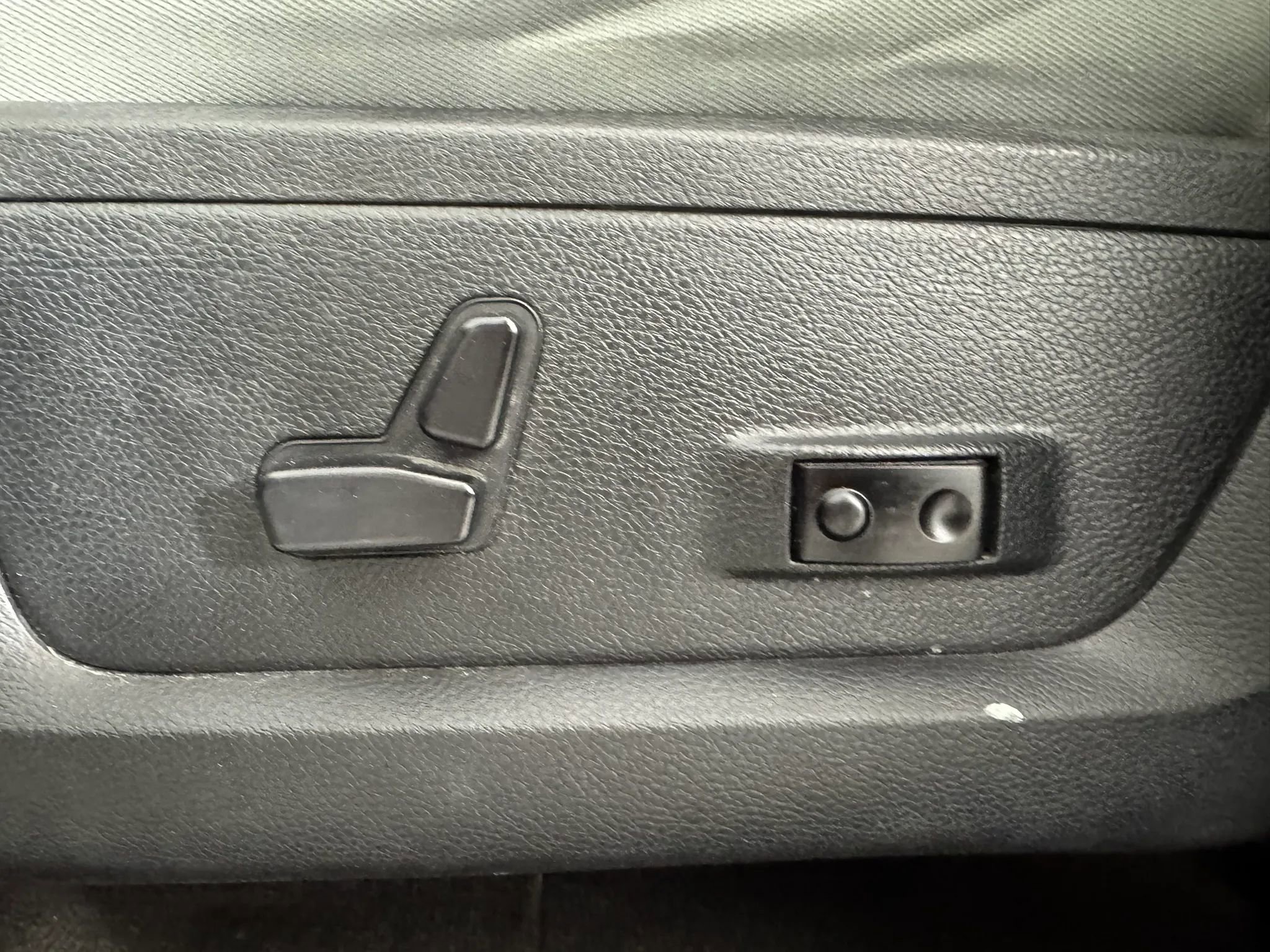 Used 2018 RAM 1500 Big Horn AWD/4WD image 30