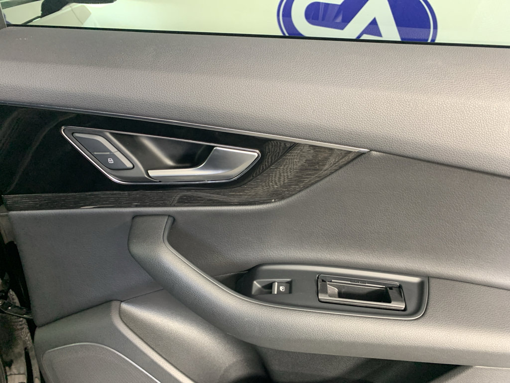 Used 2019 Audi Q7 3.0T Premium image 40