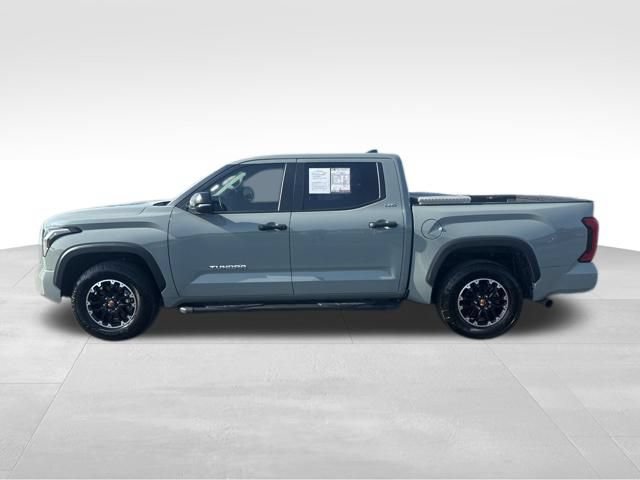 Used 2024 Toyota Tundra SR5 w/ SR5 Convenience Package RWD image 2