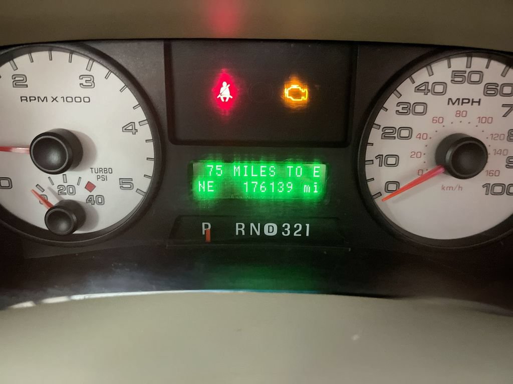 Used 2006 Ford F250 XL AWD/4WD image 8