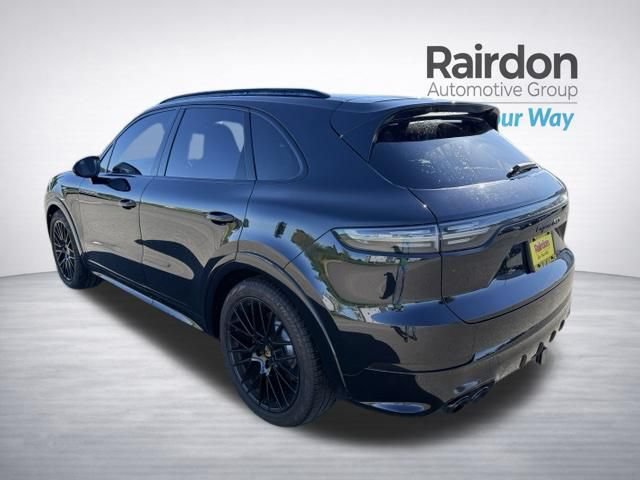 Used 2021 Porsche Cayenne GTS AWD/4WD image 5
