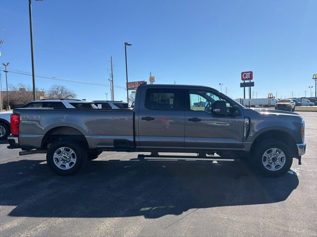 Used 2025 Ford F250 XLT AWD/4WD image 6
