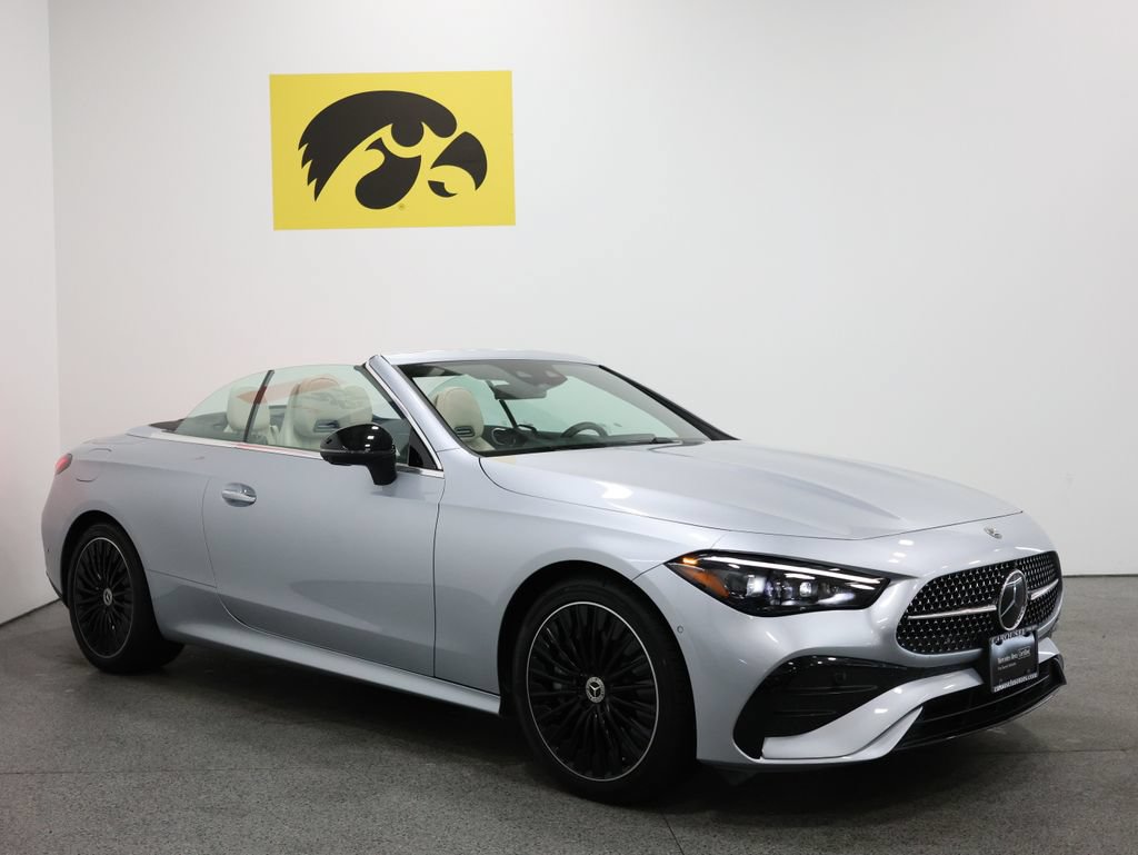 Used 2024 Mercedes-Benz CLE 450 4MATIC Cabriolet image 6
