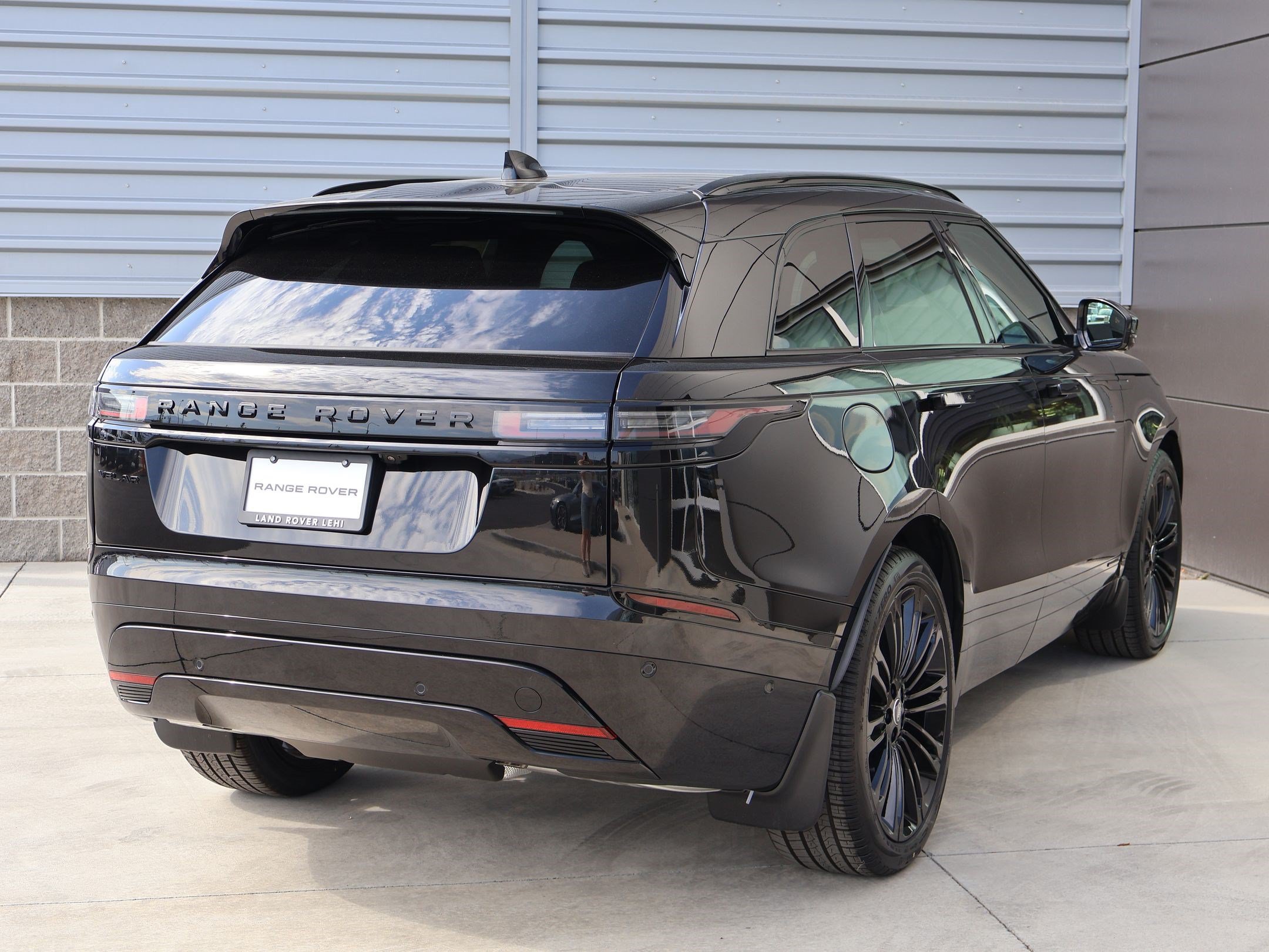 New 2026 Land Rover Range Rover Velar Belgravia AWD/4WD image 5