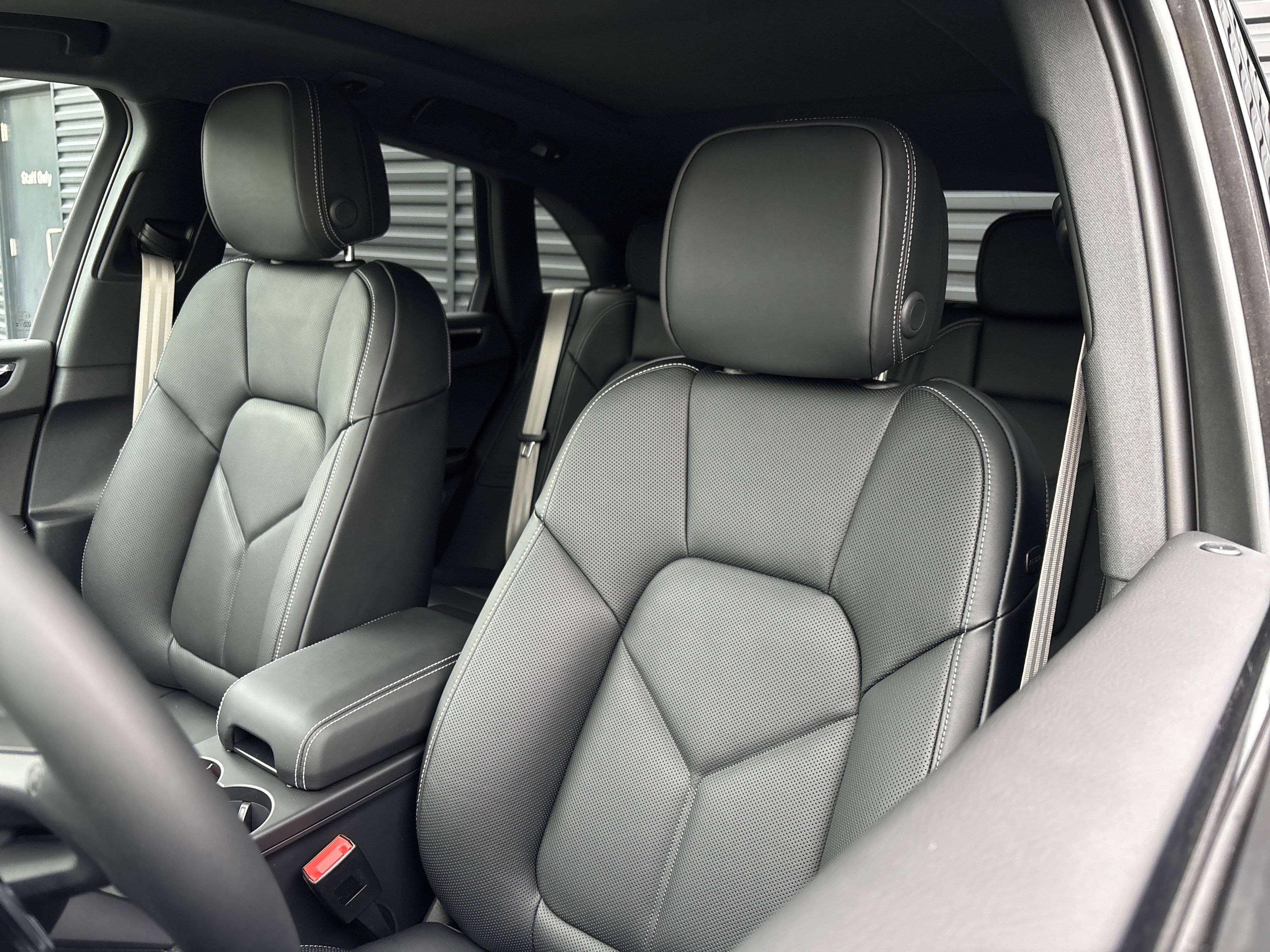 New 2026 Porsche Macan image 29