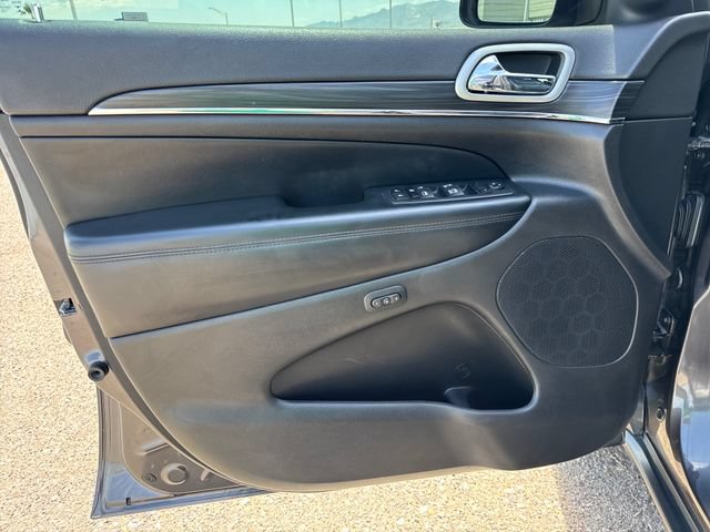 Used 2021 Jeep Grand Cherokee Limited AWD/4WD image 10