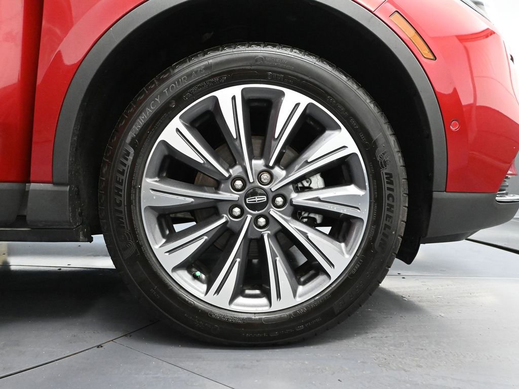 Used 2022 Lincoln Corsair Reserve w/ Equipment Group 201A image 17