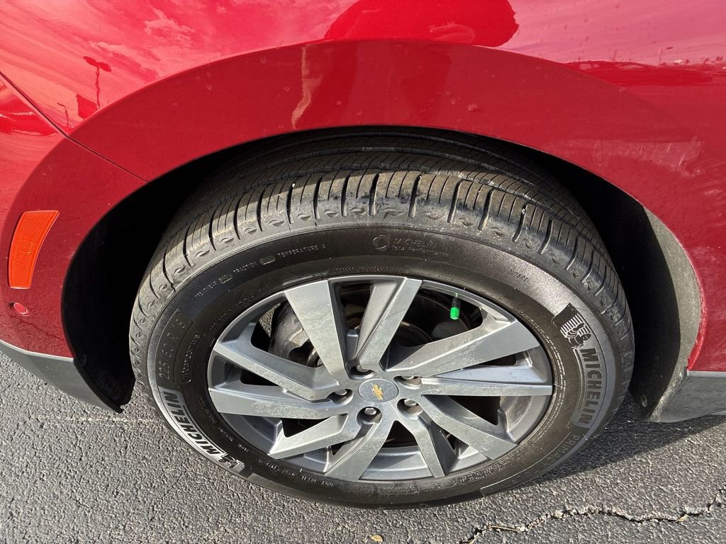 Used 2023 Chevrolet Equinox Premier AWD/4WD image 10
