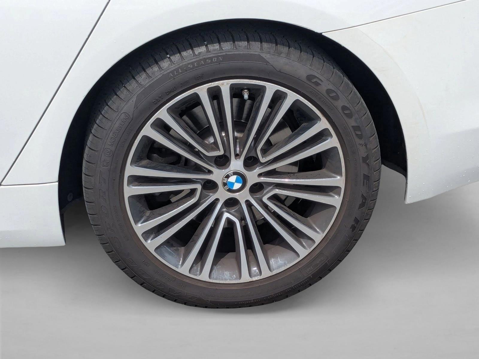Used 2017 BMW 530i RWD image 23
