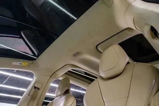 Used 2016 Tesla Model X Performance image 5