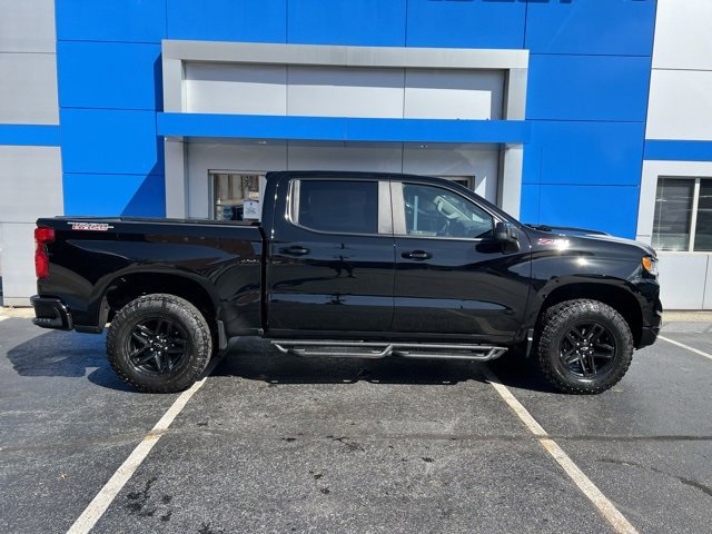 Used 2022 Chevrolet Silverado 1500 LT Trail Boss w/ Protection Package image 4
