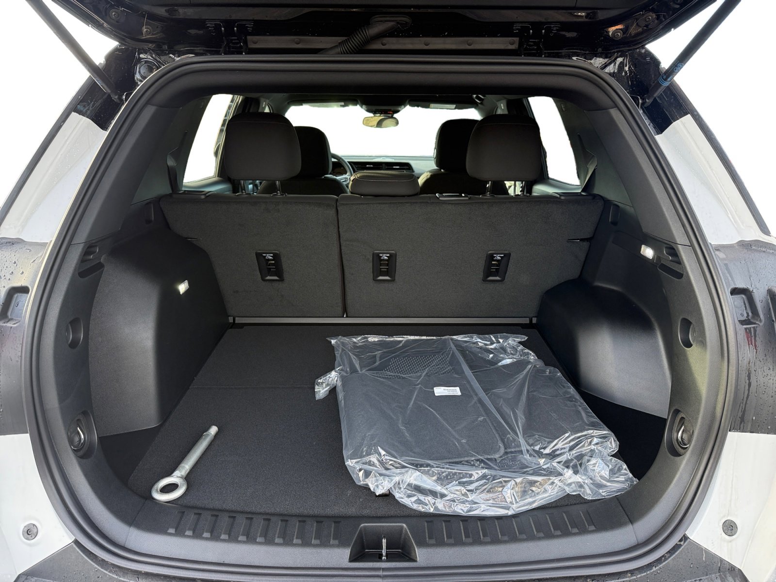 New 2026 GMC Terrain Elevation w/ Black Edition image 17