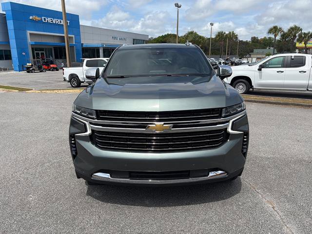 Used 2023 Chevrolet Suburban Premier image 2
